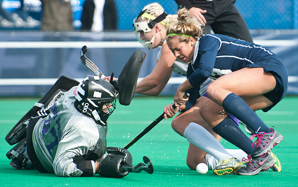 Penn State vs Albany in the NCAA Field Hockey 2012